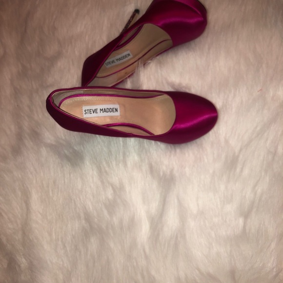 Beautiful party/casual sassy platform. - Picture 4 of 9